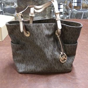 Michael Kors purse